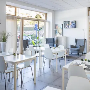 https://hotel-restaurant-de-belgique.fr-provencehotel.com